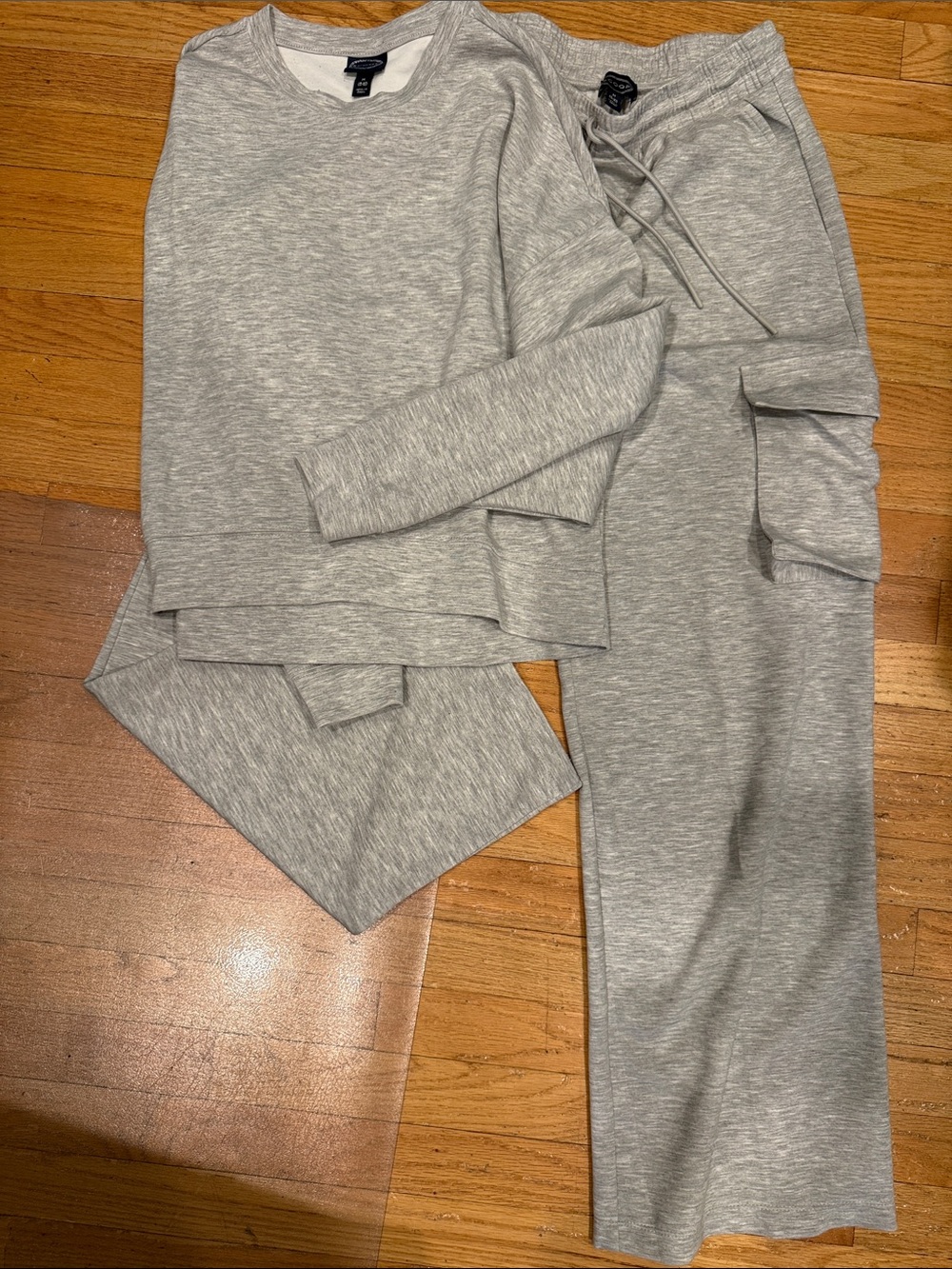 Women's Grey Lounge Pajama Set - Soft Long Sleeve Top & Drawstring Pants